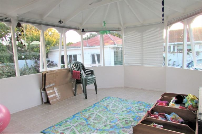 Photo of property in 29a Vincent Street, Waterloo, Lower Hutt, 5011