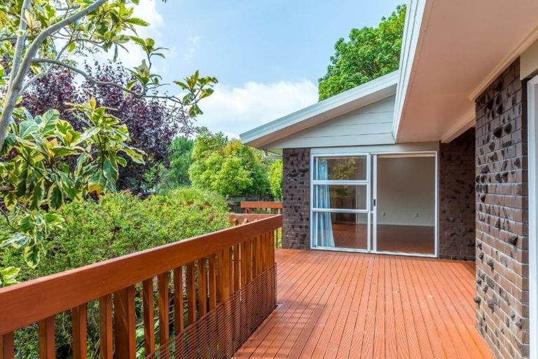 Photo of property in 13 Bellbird Rise, Murrays Bay, Auckland, 0630