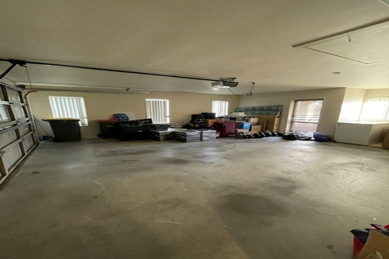 Photo of property in 3 Parkhaven Drive, Rosehill, Papakura, 2113