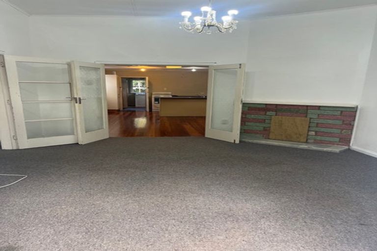 Photo of property in 28 Colombo Street, Hokowhitu, Palmerston North, 4410