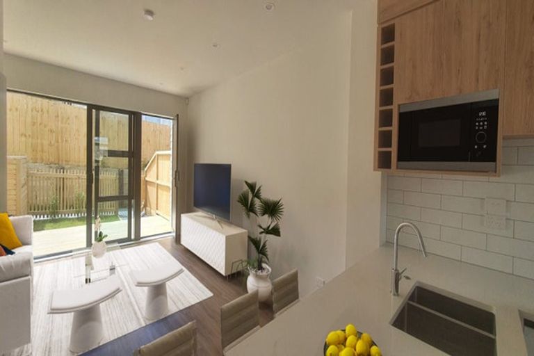 Photo of property in 5/22 Coniston Avenue, Te Atatu South, Auckland, 0610