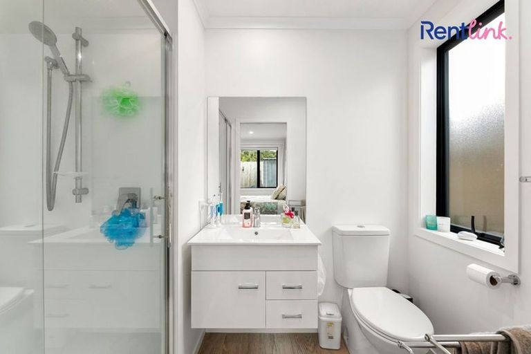 Photo of property in 28 Foley Grove, Pyes Pa, Tauranga, 3110