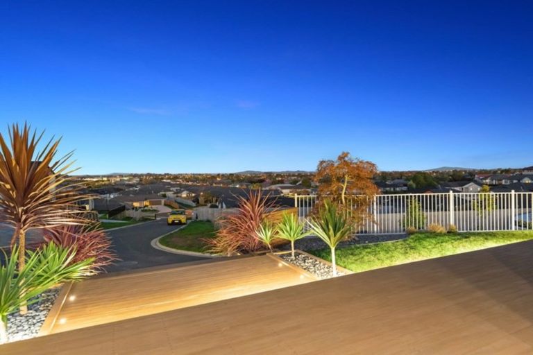 Photo of property in 13 Sylvester Crescent, Flagstaff, Hamilton, 3210