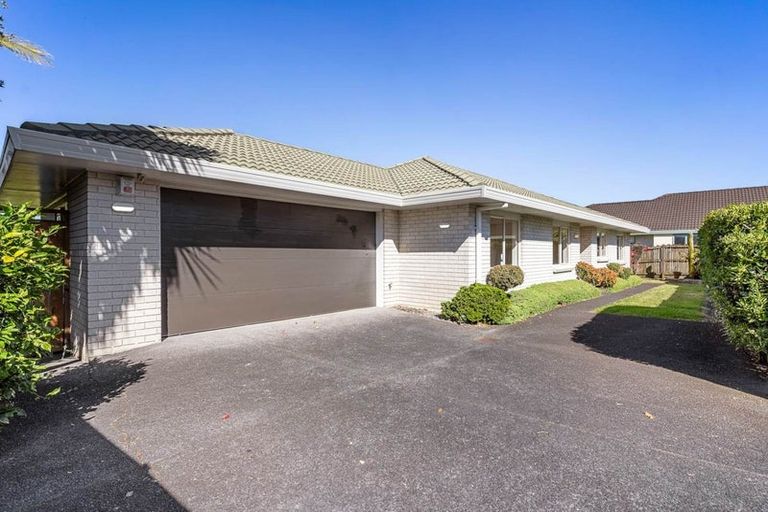 Photo of property in 2/12 Astoria Place, Northpark, Auckland, 2013