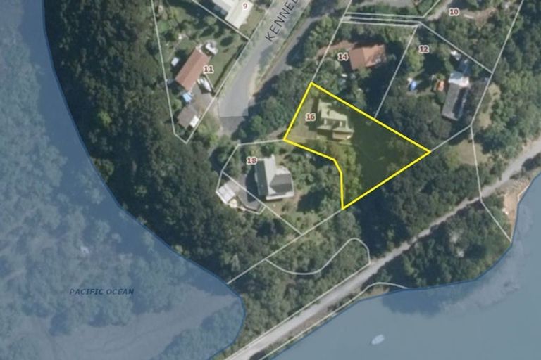 Photo of property in 16 Kennedy Street, Opua, 0200