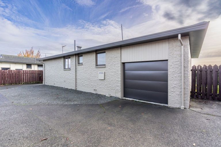 Photo of property in 219b Park Street, Winton, 9720