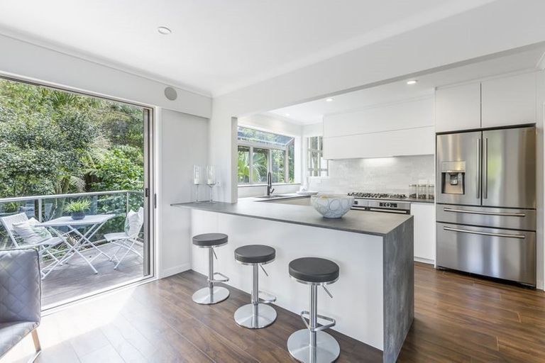 Photo of property in 3a Marama Street, Torbay, Auckland, 0630