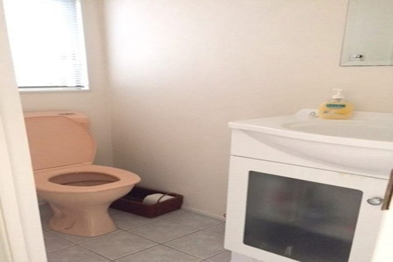 Photo of property in 2/131 Grand Drive, Remuera, Auckland, 1050