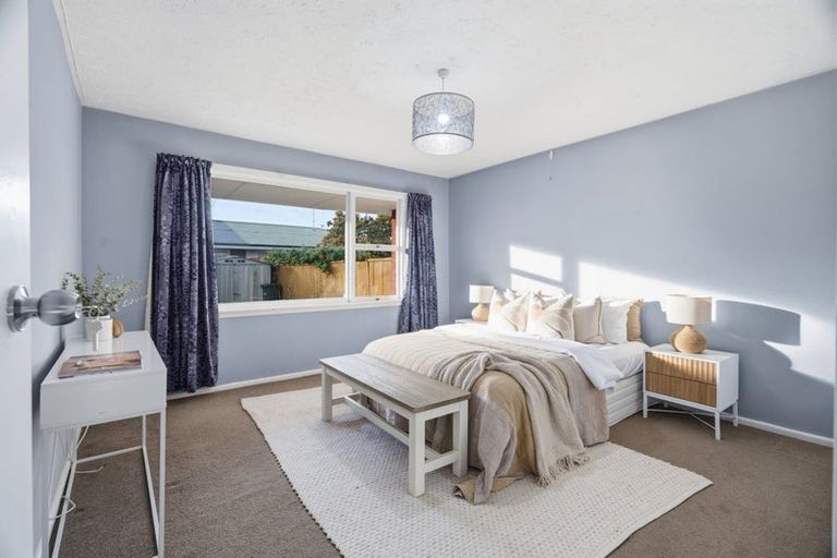 Photo of property in 3/7a Curletts Road, Sockburn, Christchurch, 8042