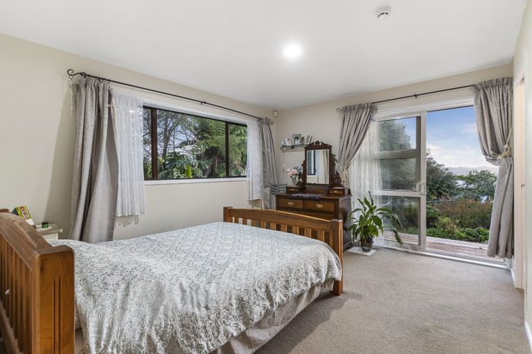 Photo of property in 93 Garfield Road, Helensville, 0800