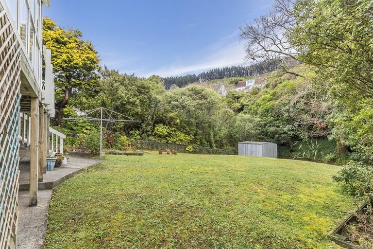 Photo of property in 58 Chester Road, Tawa, Wellington, 5028