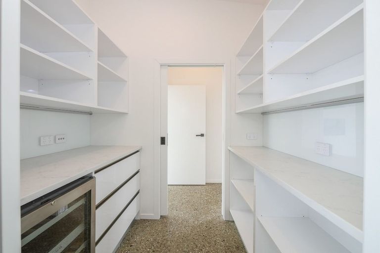 Photo of property in 49 Highgrove, Saint Clair, Dunedin, 9012