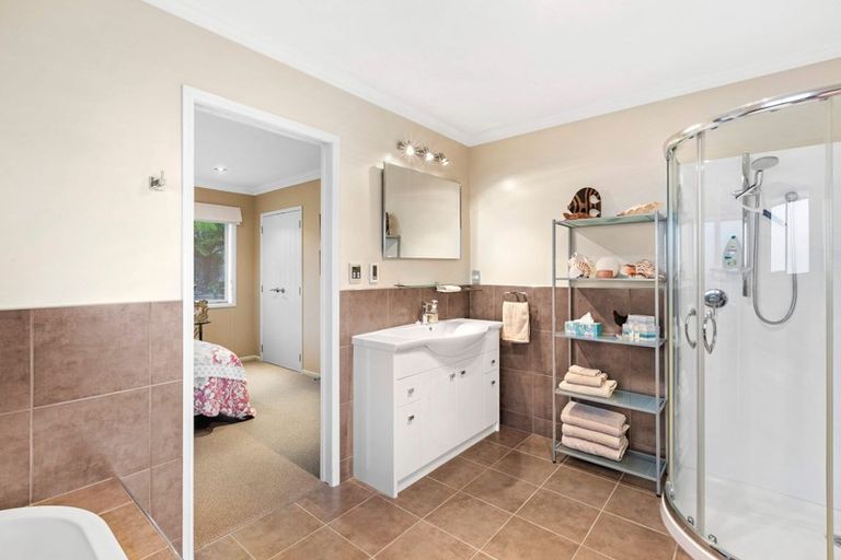 Photo of property in 69b Karamea Street, Whalers Gate, New Plymouth, 4310