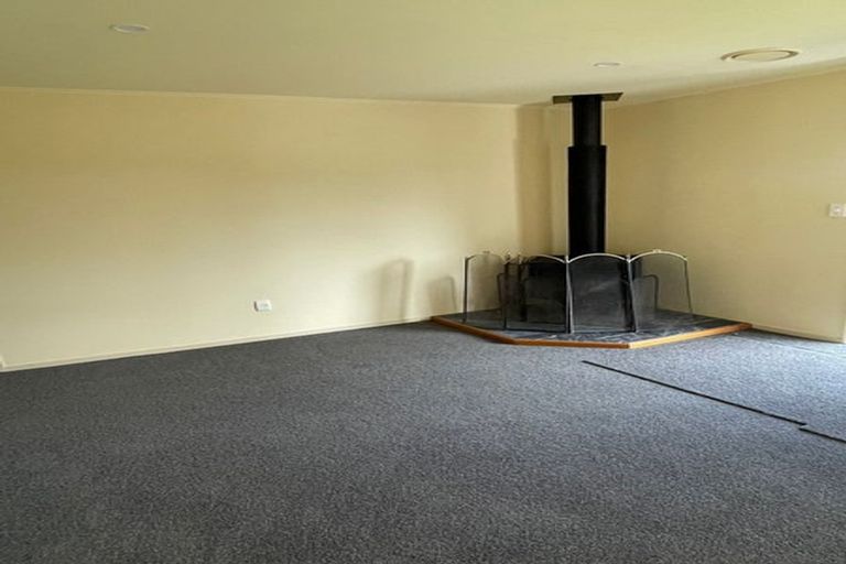 Photo of property in 146 Mark Avenue, Grenada Village, Wellington, 6037