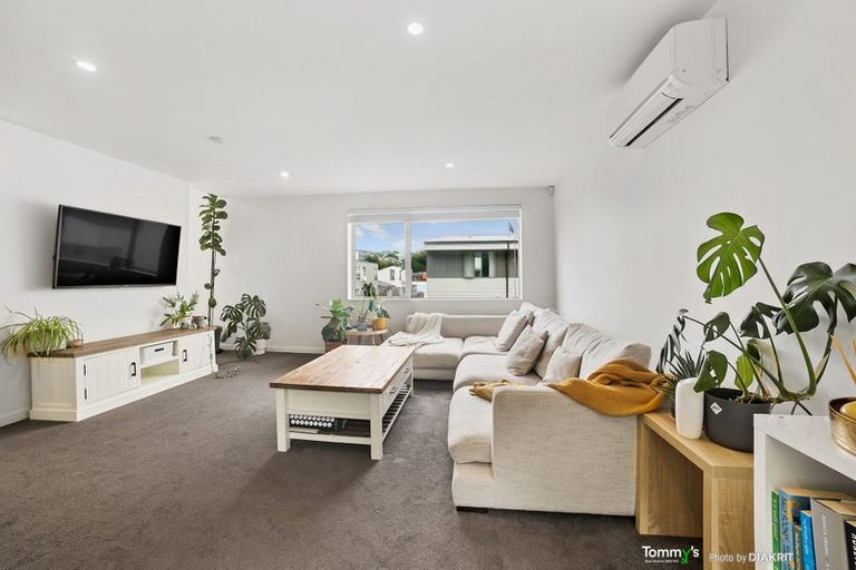 Photo of property in 27/31 Princess Terrace, Newtown, Wellington, 6021