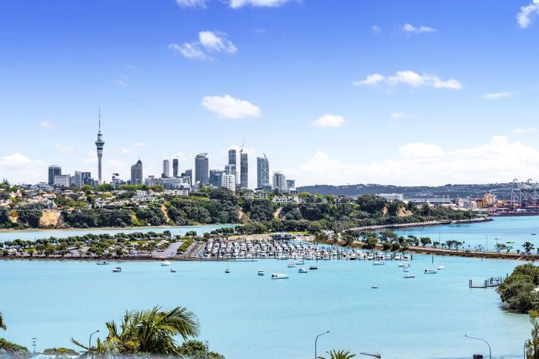 Photo of property in 26 Ngaiwi Street, Orakei, Auckland, 1071