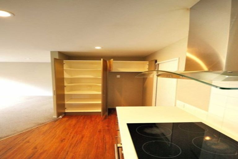 Photo of property in 4/18 Goldsmith Place, Waltham, Christchurch, 8023