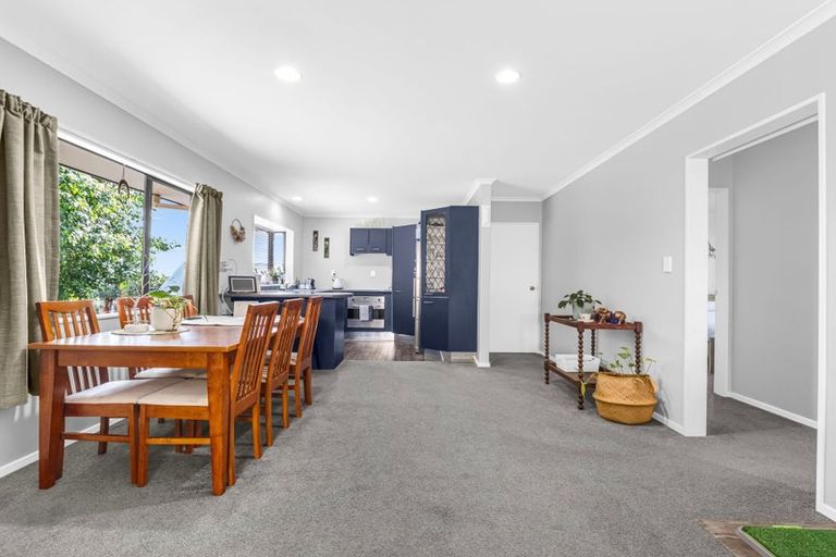 Photo of property in 18 Cashmere Way, Welcome Bay, Tauranga, 3112