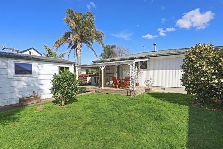 Photo of property in 180 Portsmouth Road, Flaxmere, Hastings, 4120