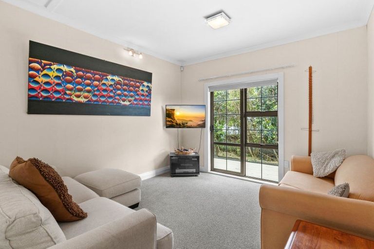 Photo of property in 6 Cornfoot Avenue, Whangarei Heads, Whangarei, 0174