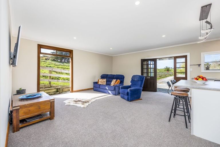 Photo of property in 27 Church Hill Road, Port Albert, Wellsford, 0973