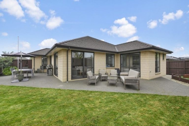 Photo of property in 34 Rossall Crescent, Rolleston, 7615