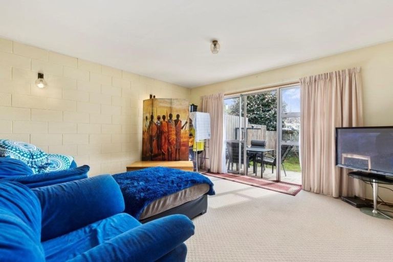 Photo of property in 2/23 Robins Road, Judea, Tauranga, 3110