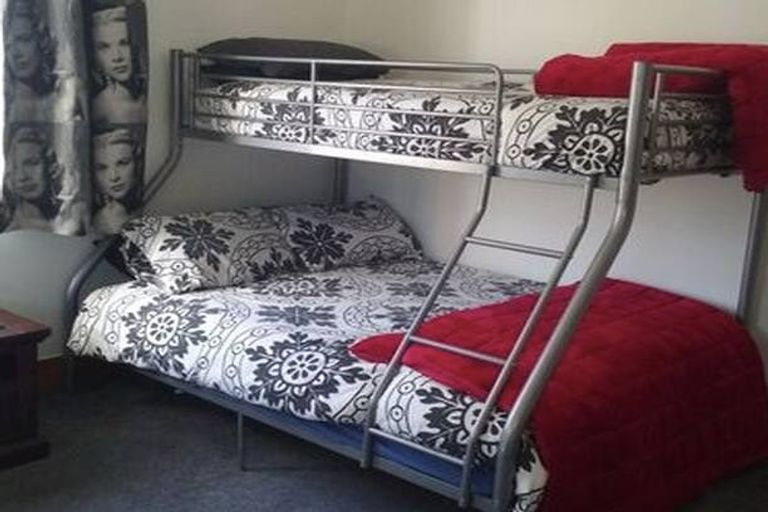 Photo of property in 178 Victoria Road, Saint Clair, Dunedin, 9012