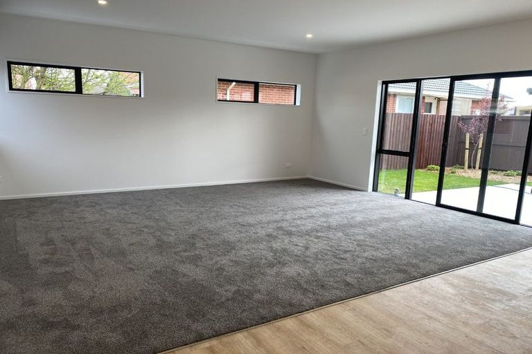Photo of property in 92a Neill Street, Hornby, Christchurch, 8042