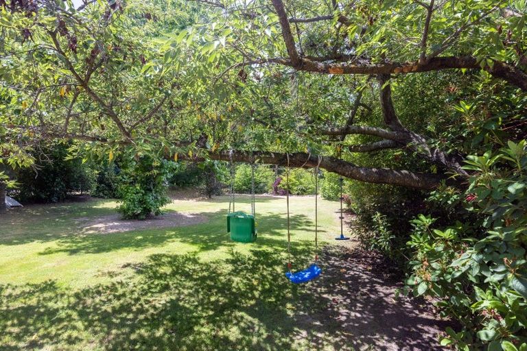 Photo of property in 289 Riverbank Road, Wanaka, 9382