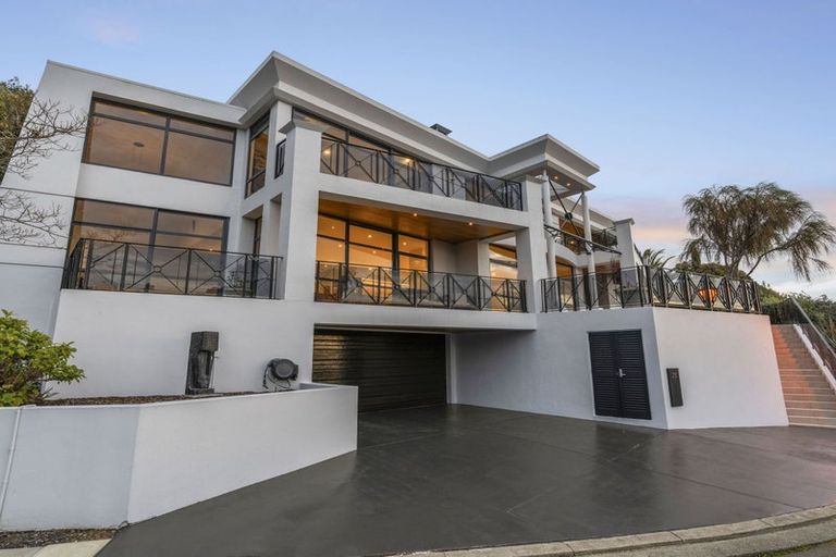 Photo of property in 35 Major Aitken Drive, Huntsbury, Christchurch, 8022