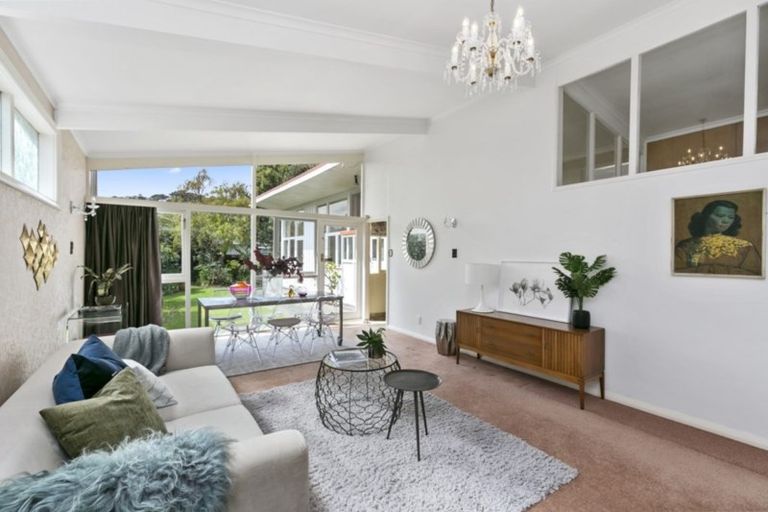 Photo of property in 11 Strathmore Avenue, Strathmore Park, Wellington, 6022