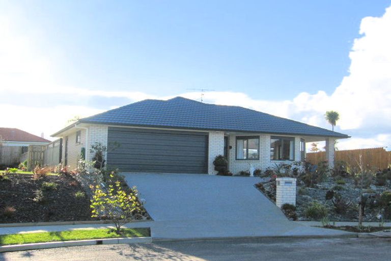 Photo of property in 17 Workman Way, Onerahi, Whangarei, 0110