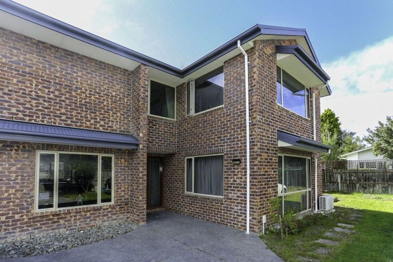 Photo of property in 7a Wentworth Street, Ilam, Christchurch, 8041