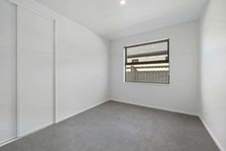 Photo of property in 89 Bill Hammond Drive, Belfast, 8051