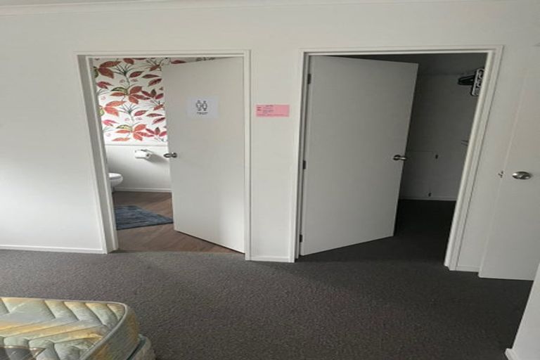 Photo of property in 28 Lochnagar Drive, Lake Hayes, Queenstown, 9304