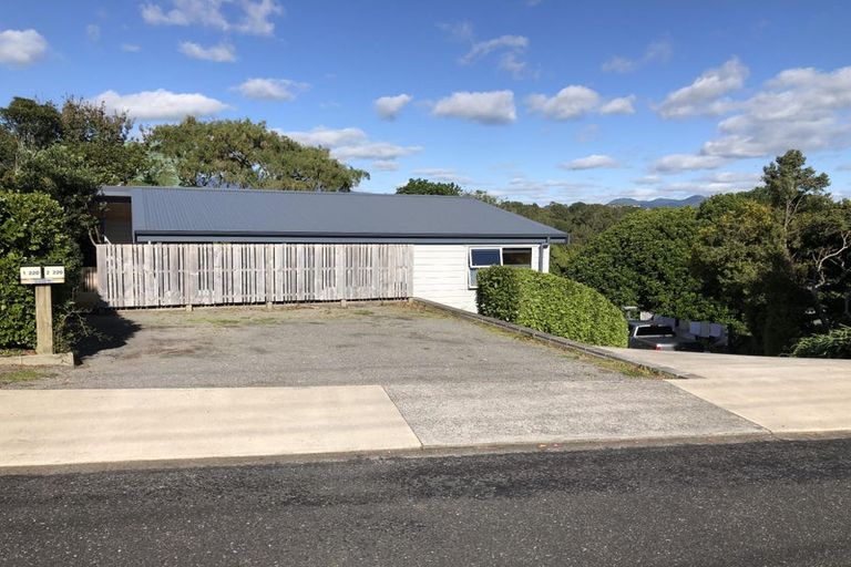 Photo of property in 1/220 Huatoki Street, Upper Vogeltown, New Plymouth, 4310
