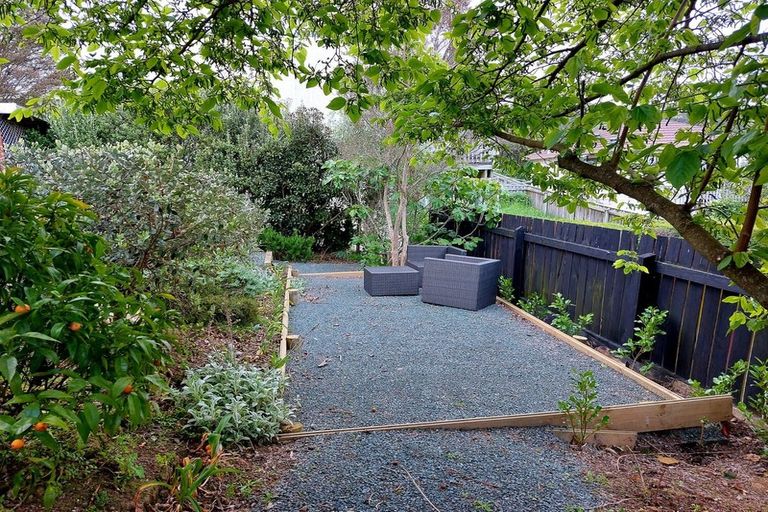 Photo of property in 128 Waimea Road, Nelson South, Nelson, 7010