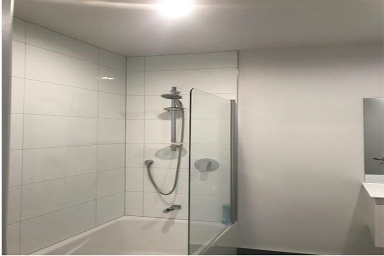 Photo of property in 22b Mandalay Terrace, Khandallah, Wellington, 6035