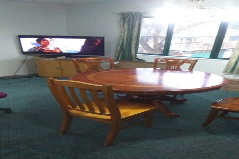 Photo of property in 16d Roick Parade, Glen Eden, Auckland, 0602