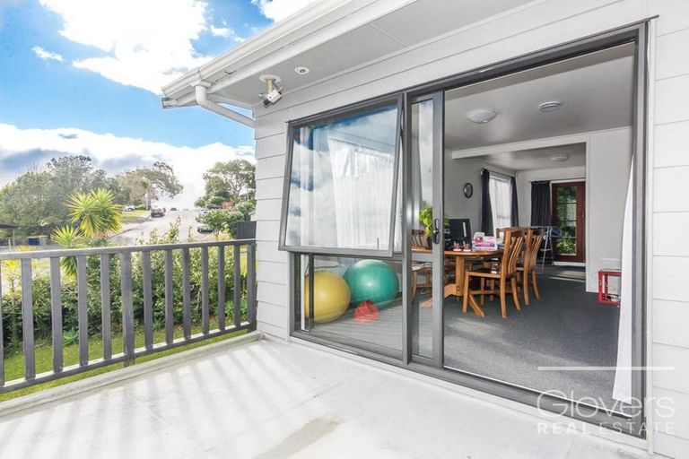 Photo of property in 80 Sunvue Road, Glen Eden, Auckland, 0602