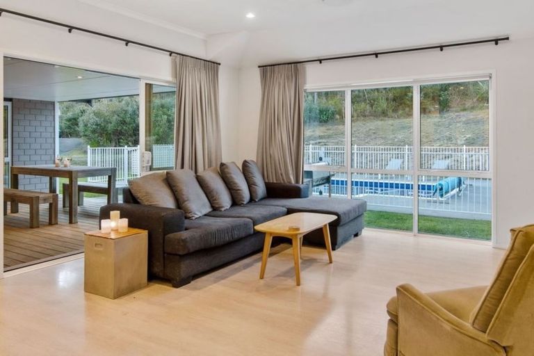 Photo of property in 182 Duck Creek Road, Stillwater, Silverdale, 0993