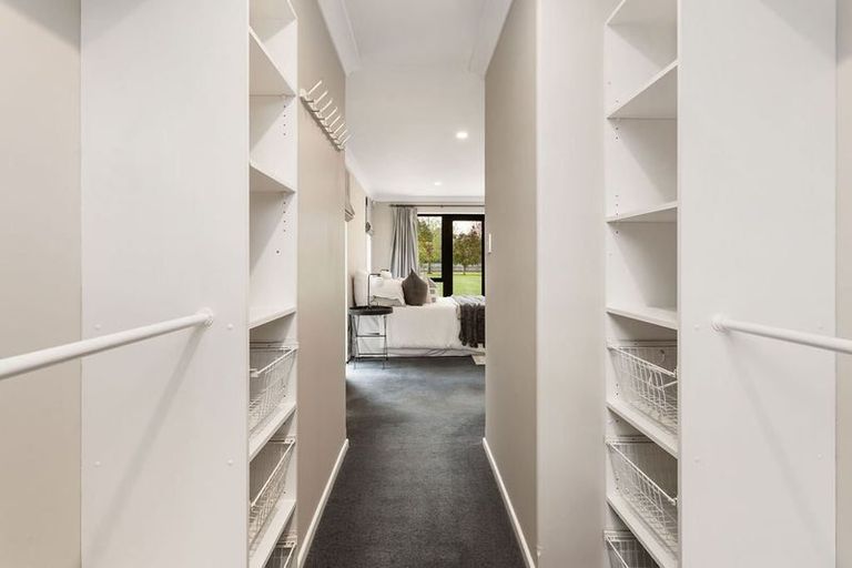 Photo of property in 290 Queen Elizabeth Ii Drive, Mairehau, Christchurch, 8052