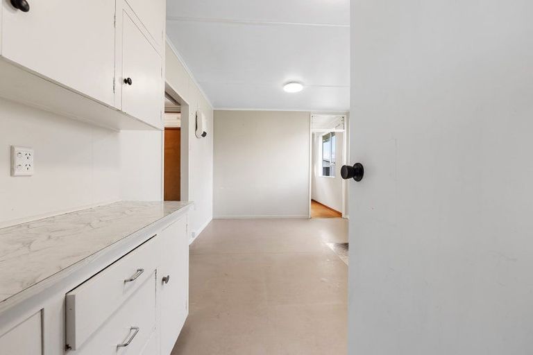 Photo of property in 1/24 Stapletons Road, Richmond, Christchurch, 8013