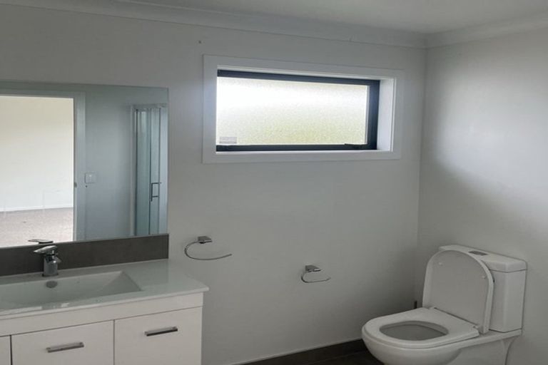 Photo of property in 151b Bartholomew Road, Levin, 5510