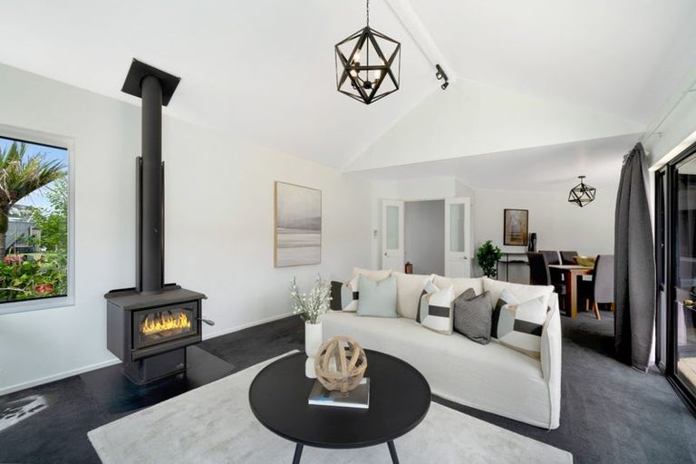 Photo of property in 20 Taitua Drive, Te Atatu South, Auckland, 0610