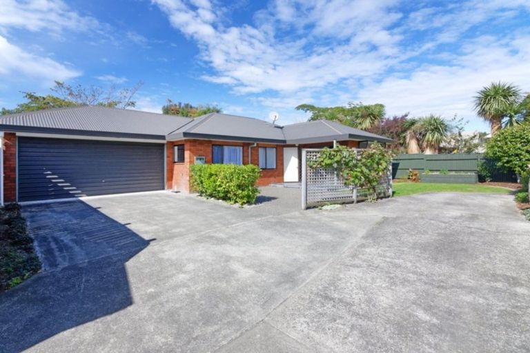 Photo of property in 2/16 Jellicoe Avenue, Stoke, Nelson, 7011