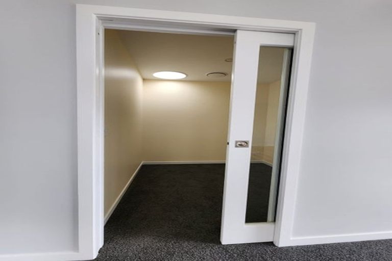 Photo of property in 12 Topsail Way, Whitby, Porirua, 5024