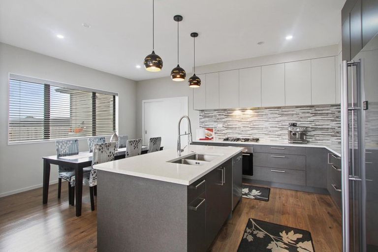 Photo of property in 13 Okohaka Avenue, Glenbrook, Waiuku, 2681