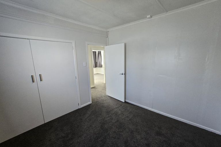 Photo of property in 16 Chaffey Street, Foxton Beach, Foxton, 4815